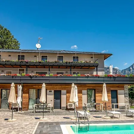 Lägenhet Paradise Mit Dachterrasse Am Dascio